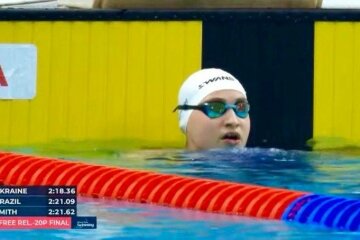Спортсменка з Луганщини стала чемпіонкою світу з параплавання (фото)