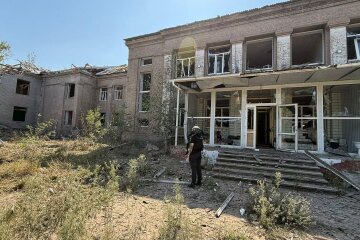 Російські обстріли Донеччини: п’ятеро загиблих, восьмеро поранених і понад 100 зруйнованих об’єктів