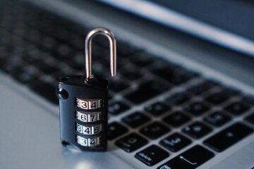 Роль кібербезпеки в бізнесі та перші кроки для захисту будь-якої компанії