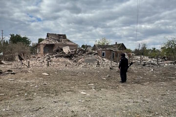 Ворог атакував Костянтинівку бомбами: є поранені серед цивільних (фото)