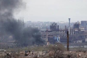 В окупованому Маріуполі після знищення усіх меткомбінатів росіяни планують професійне свято