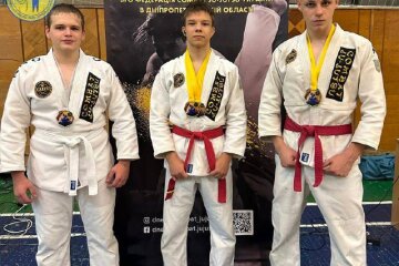 Спортсмени з Покровська вибороли золото на змаганнях з комбат дзю-дзюцу (фото)