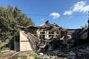 Троє людей загинули, 11 зазнали поранень через російські обстріли на Донеччині