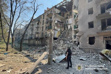 На Донеччині росіяни обстріляли 13 населених пунктів: пошкоджені будинки та АЗС (фото)
