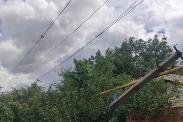 Енергетики ДТЕК відновили світло 15 тисячам родин на Донеччині за добу