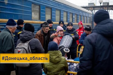 У ДонОВА розповіли, скільки людей залишається на Донеччині, зокрема дітей у зоні примусової евакуації