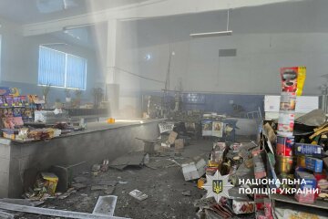 Атакували понад 10 годин: поліцейські показали наслідки ударів по Краматорську (відео)