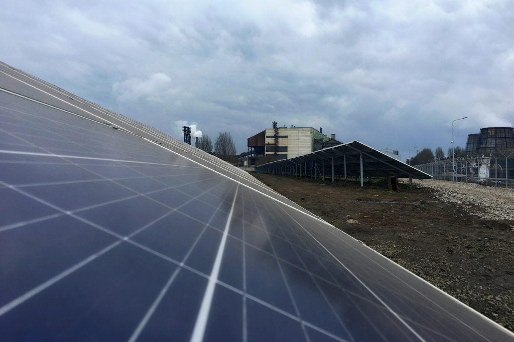 Сонячна станція у Нікополі побудована