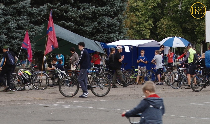 Дружбайк у форматі веловихідних