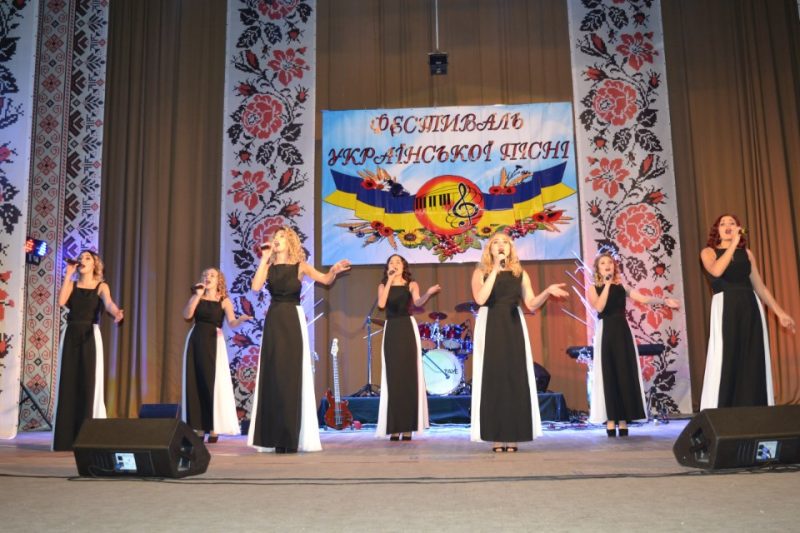 У Донецькій області відбувся фестиваль української пісні