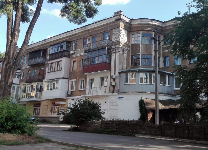 “Наш багатоквартирний будинок”: як змінювалось законодавство України і куди вивів шлях змін