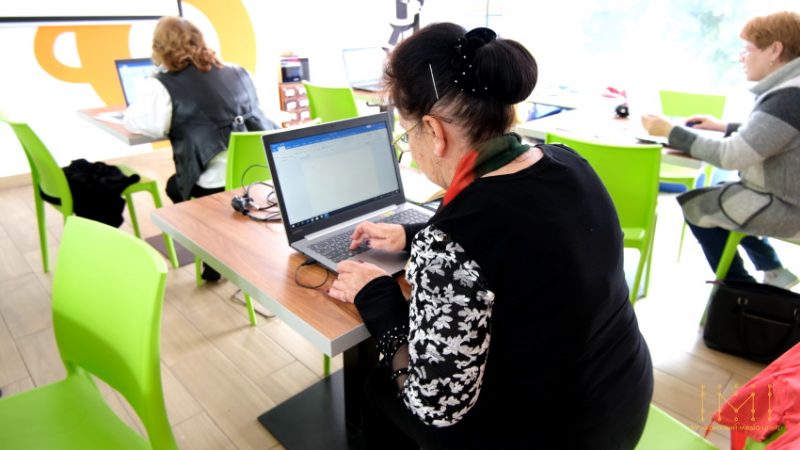 Комп’ютерні курси для переселенців та місцевих започаткували у Кропивницькому