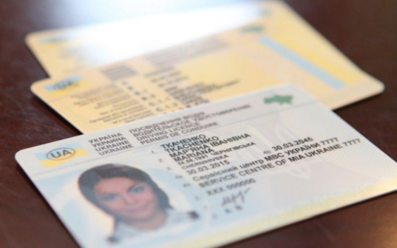 Відтепер в Україні діють нові правила отримання посвідчення водія