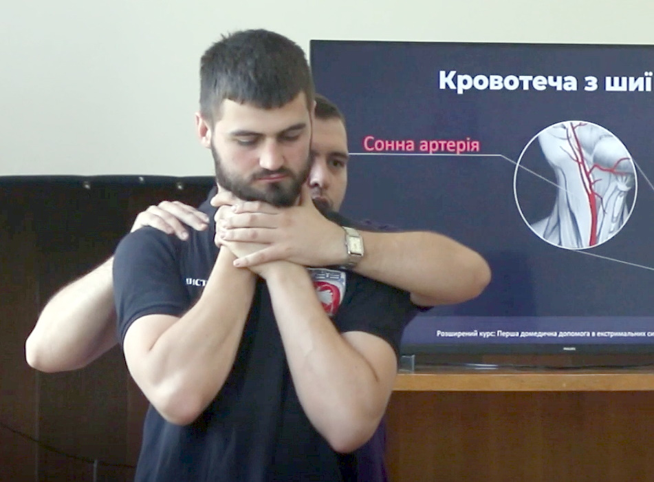Безпеки при роботі у ворожому середовищі Public Media Academy навчали медійників у Львові