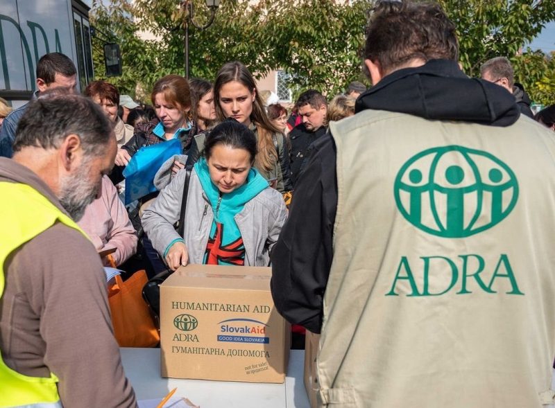 Гуманітарна організація ADRA підтримує переселенців в різних містах України
