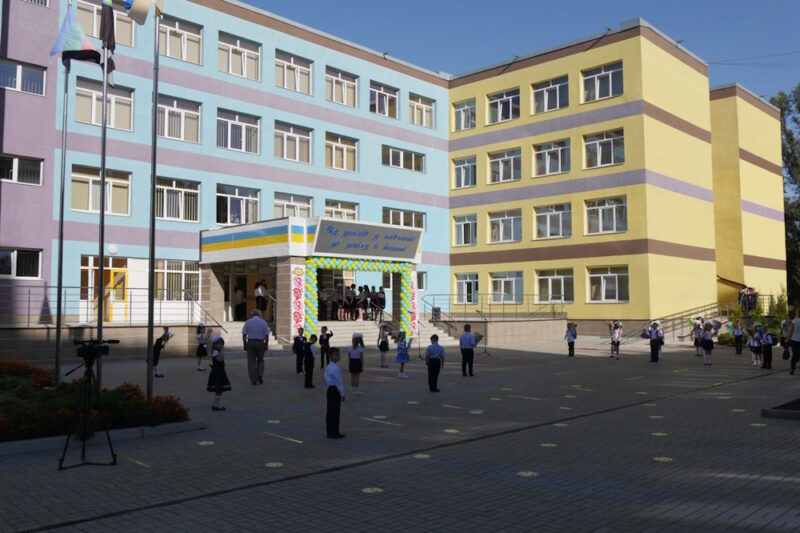 На Донеччині радянські школи трансформують у сучасні освітні заклади