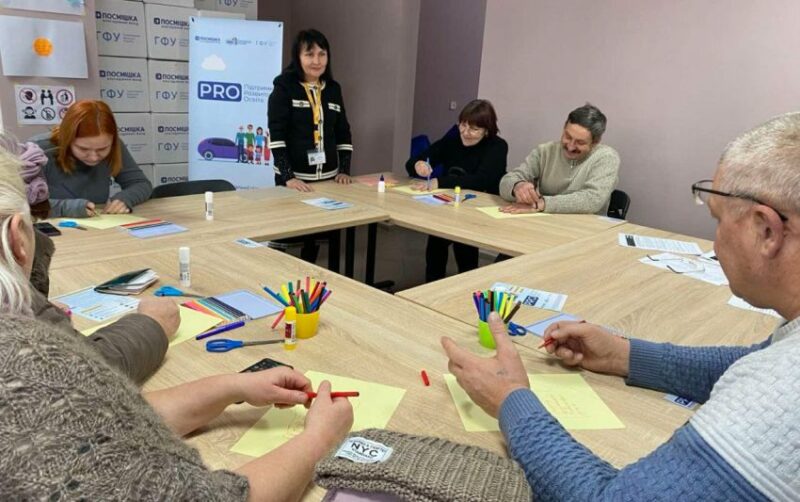 Як працює соціальний центр у Покровську, чим і кому допомагають мобільні бригади в регіоні