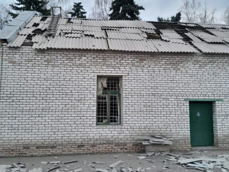 зруйнована будівля