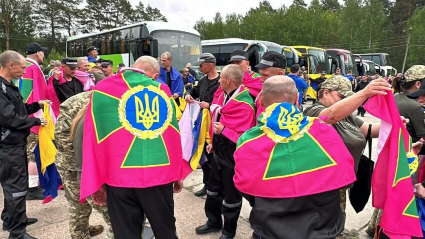 Четверо луганських прикордонників повернулися з полону: імена та історії військових