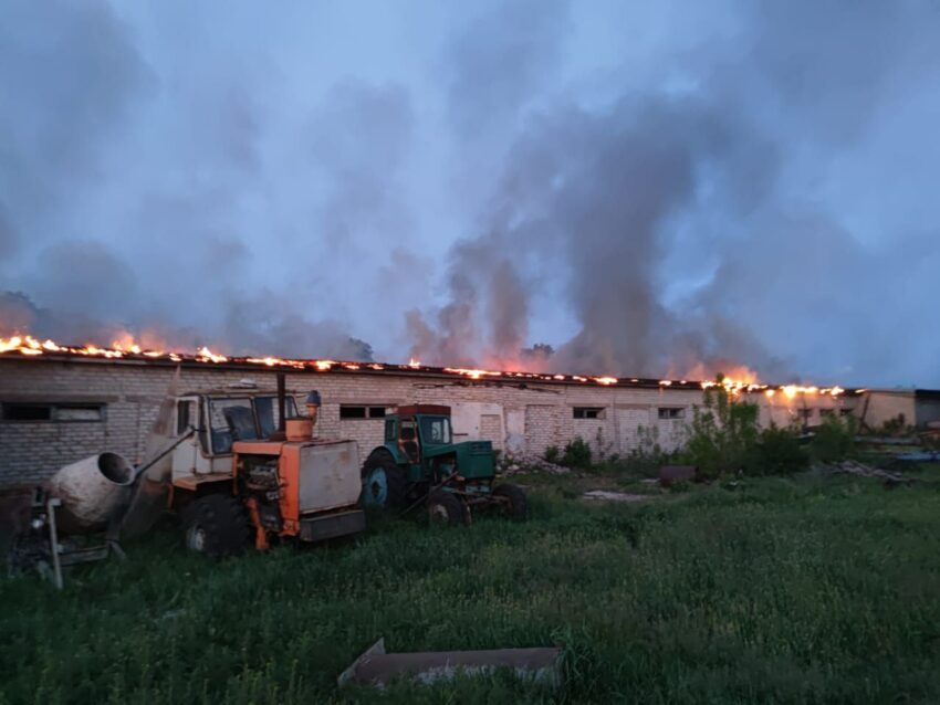 За добу — 55 обстрілів Донеччини: поранені мирні жителі, пошкоджено десятки будівель, триває евакуація дітей