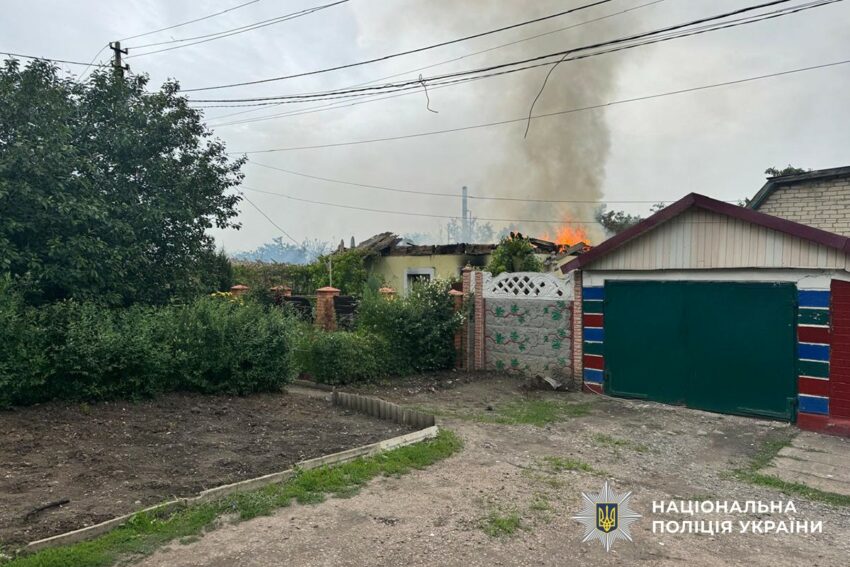 Російські обстріли на Донеччині: 1 загиблий, 12 поранених, понад 2 700 атак за добу