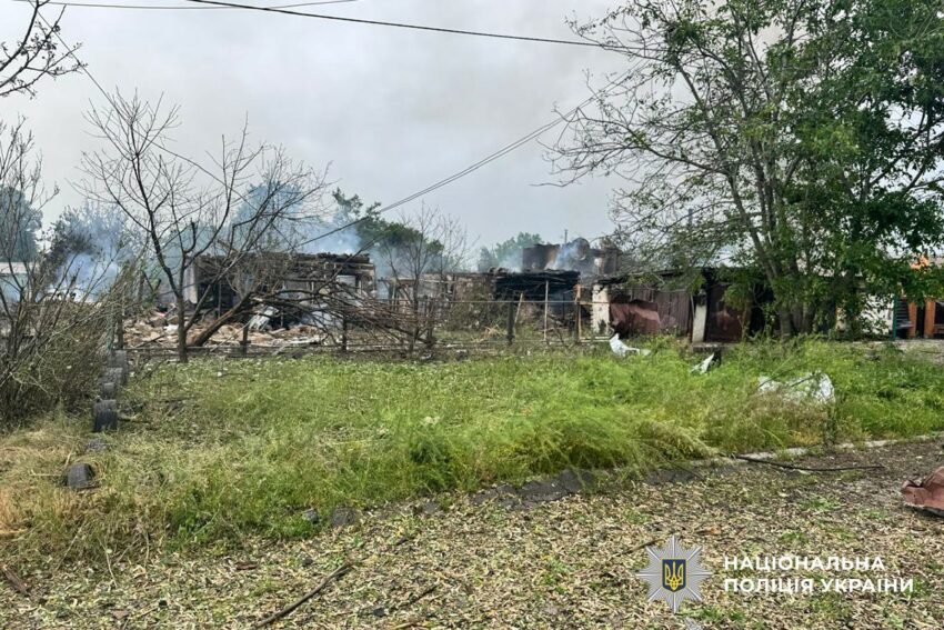 Російські обстріли на Донеччині: 1 загиблий, 12 поранених, понад 2 700 атак за добу
