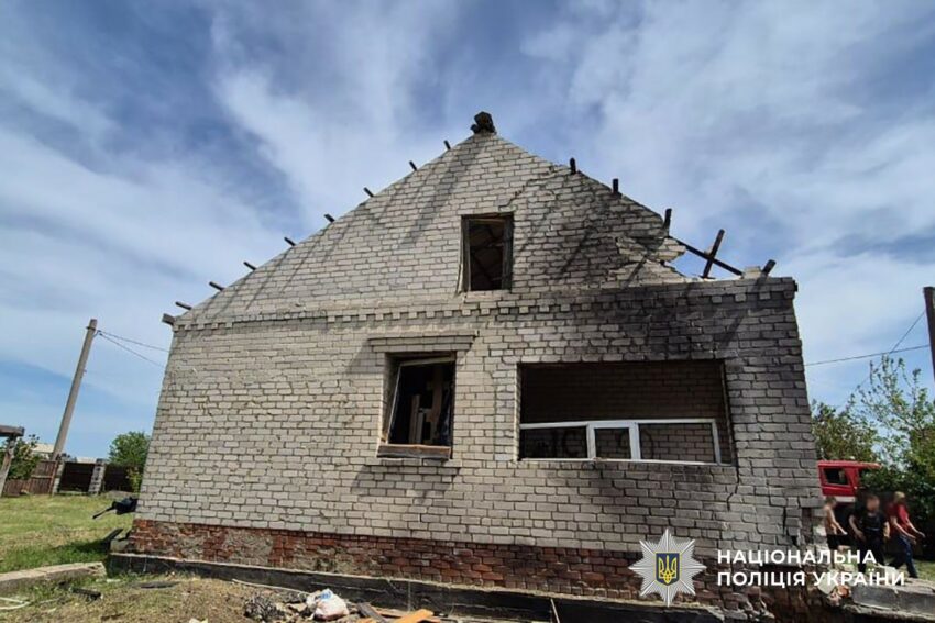 Російські війська атакували 14 населених пунктів Донеччини: 8 цивільних поранені, понад 50 об’єктів зруйновано