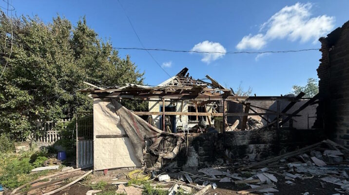 Троє людей загинули, 11 зазнали поранень через російські обстріли на Донеччині