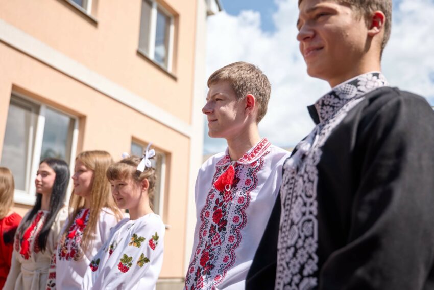 Родина Трембачів із Донеччини отримала нове житло на Черкащині: дитячий будинок сімейного типу оселився у Руськополянській громаді