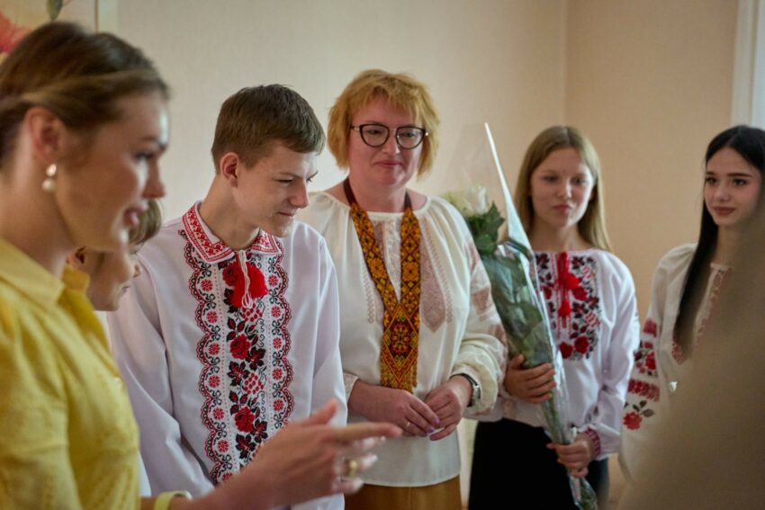 Родина Трембачів із Донеччини отримала нове житло на Черкащині: дитячий будинок сімейного типу оселився у Руськополянській громаді