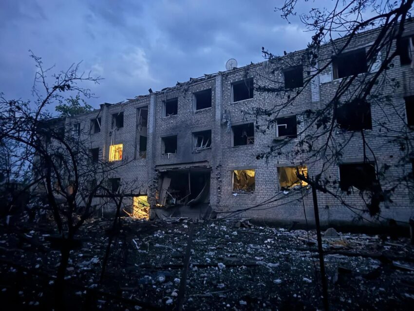 Обстріли Донеччини 18 червня: 1 загиблий, 13 поранених, майже 400 евакуйованих