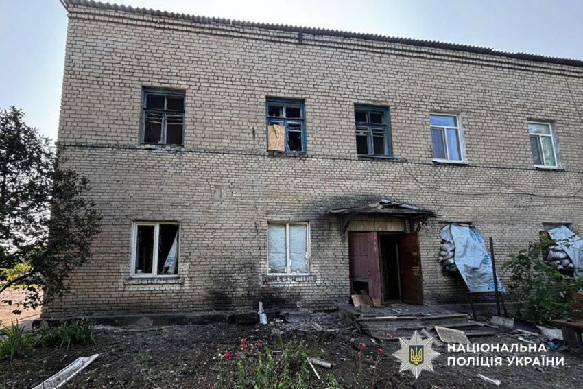 Масові обстріли Донеччини: двоє загиблих, шестеро поранених, десятки зруйнованих об’єктів