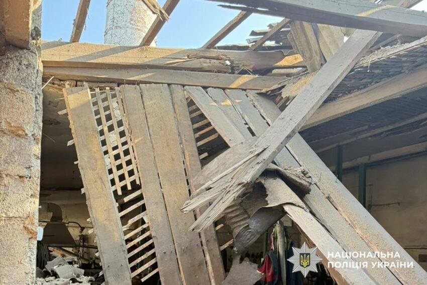 Масові обстріли Донеччини: двоє загиблих, шестеро поранених, десятки зруйнованих об’єктів