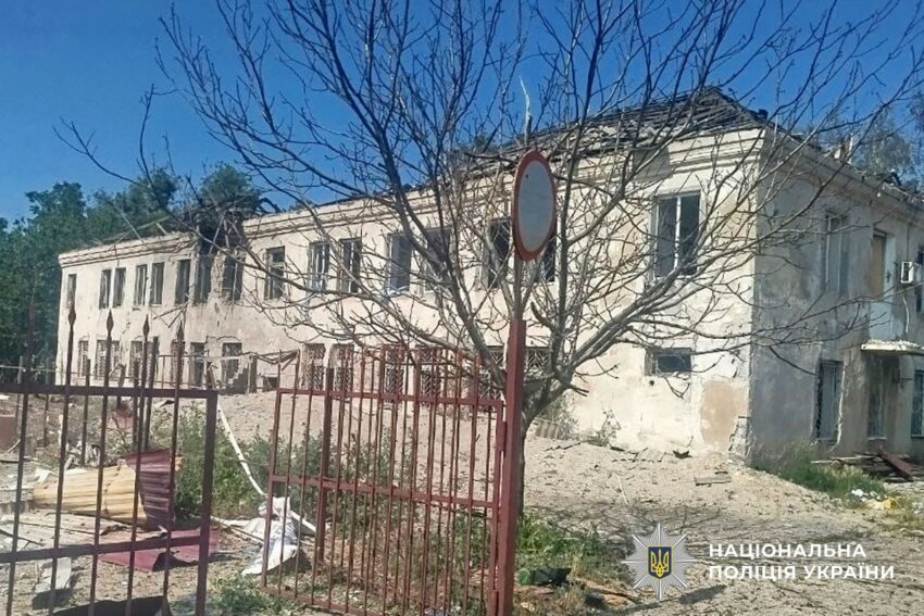 Масові обстріли Донеччини: двоє загиблих, шестеро поранених, десятки зруйнованих об’єктів