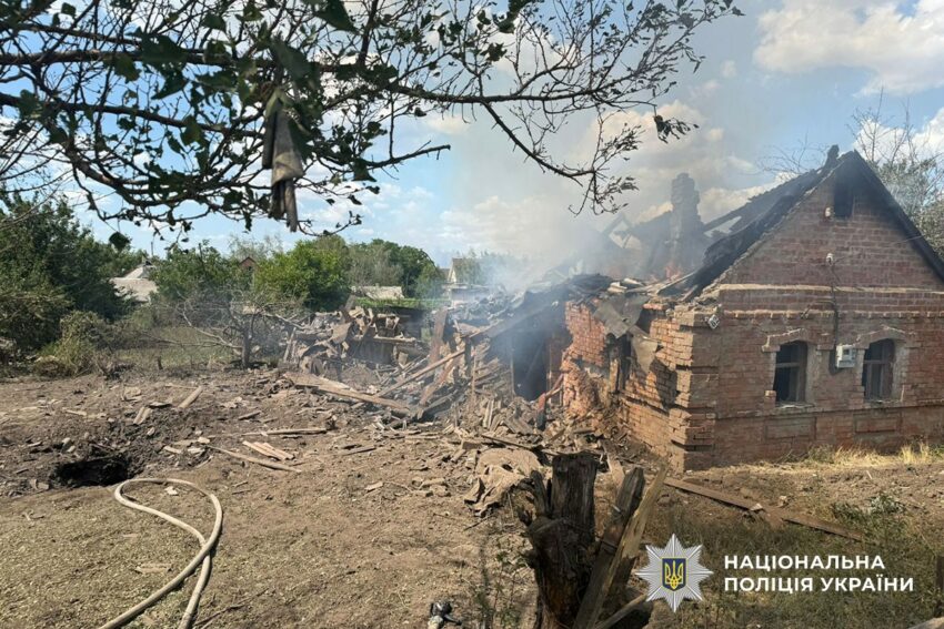 Ворог атакував 19 населених пунктів Донеччини: одинадцять людей отримали травми