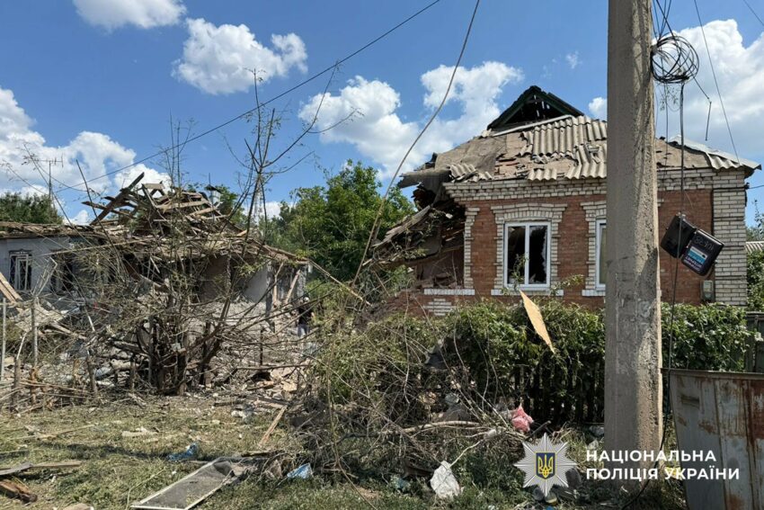 Ворог атакував 19 населених пунктів Донеччини: одинадцять людей отримали травми