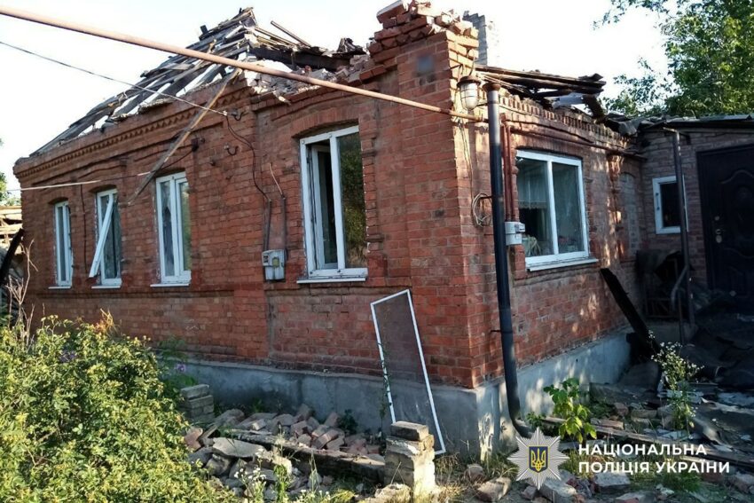 Окупанти обстріляли 13 населених пунктів Донеччини: є загиблі, поранені та руйнування (фото)