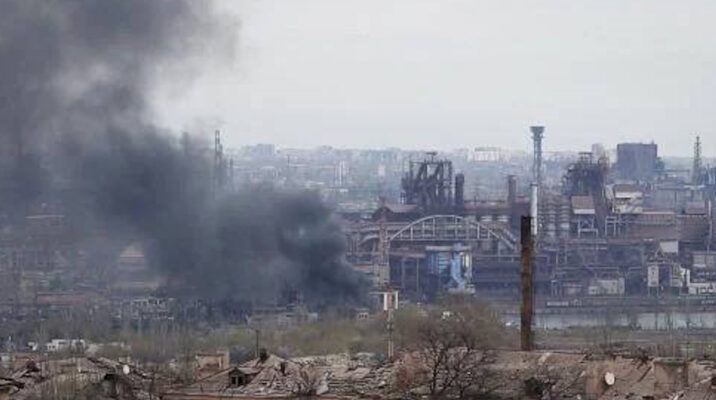 В окупованому Маріуполі після знищення усіх меткомбінатів росіяни планують професійне свято
