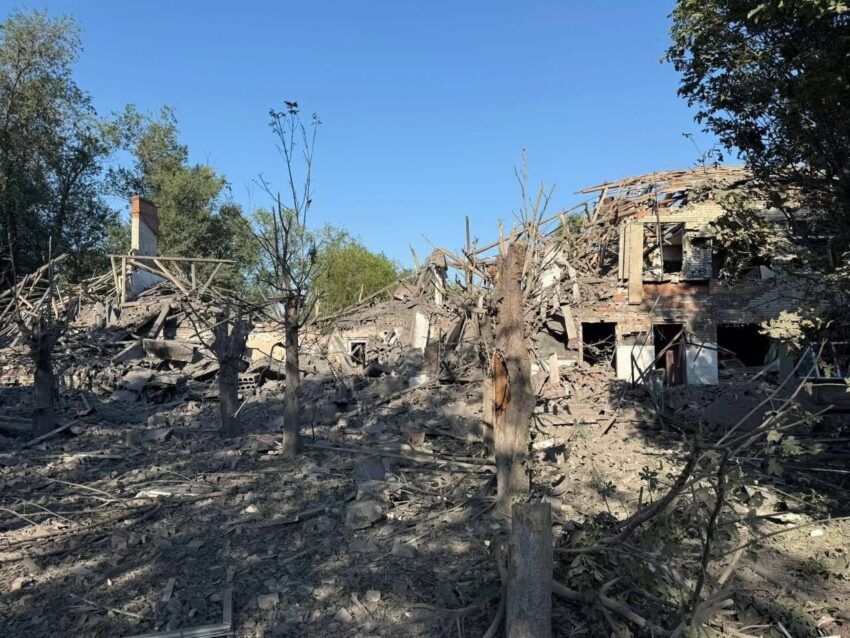 Обстріл Слов’янська: кількість поранених зросла до трьох, пошкоджено житло та школи