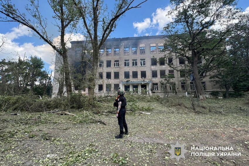 Обстріли Донеччини: загинули щонайменше 7 людей, 15 поранено – поліція фіксує наслідки російських атак