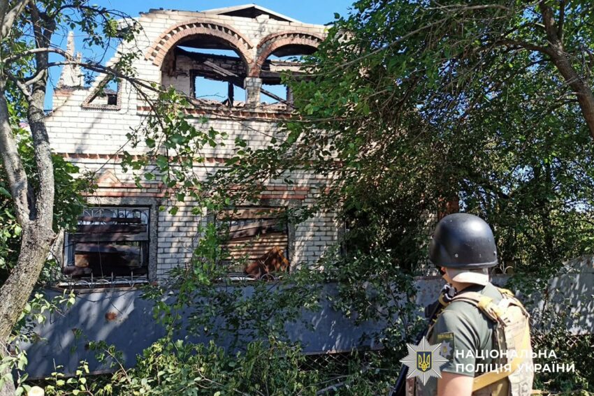 Російські війська завдали понад 3 тисячі ударів по Донеччині: 7 загиблих і 9 поранених серед мирного населення