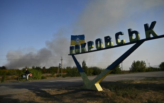 Покровськ відрізаний від допомоги, евакуація — лише за допомогою військових