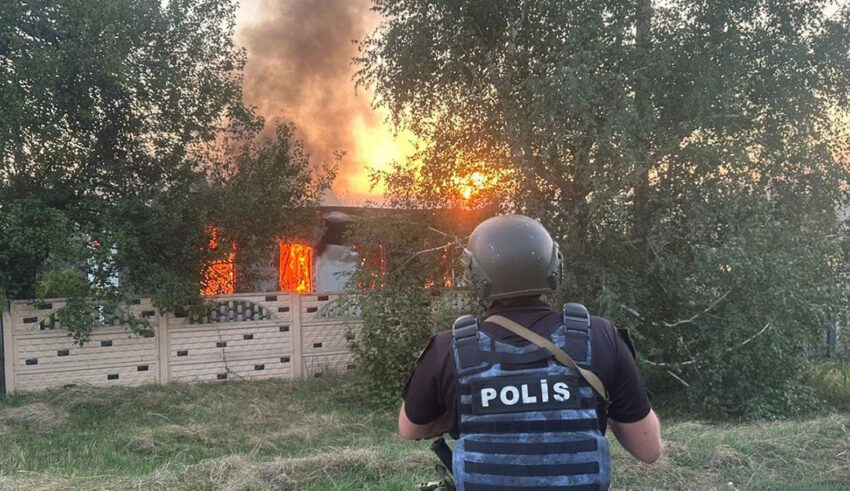Масовані обстріли Донеччини: двоє поранених, понад 2 400 атак, десятки зруйнованих об’єктів