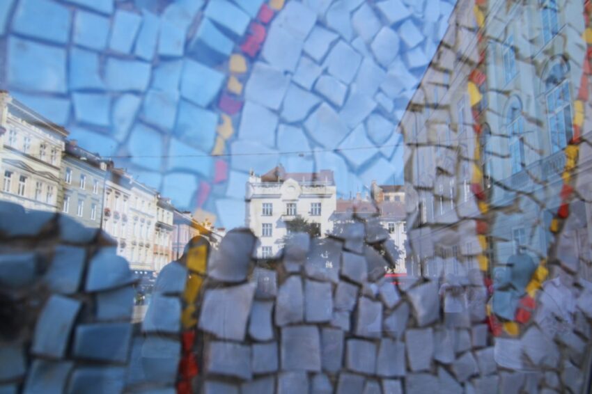 Відтворену маріупольську мозаїку Алли Горської презентували у Львові (фото)