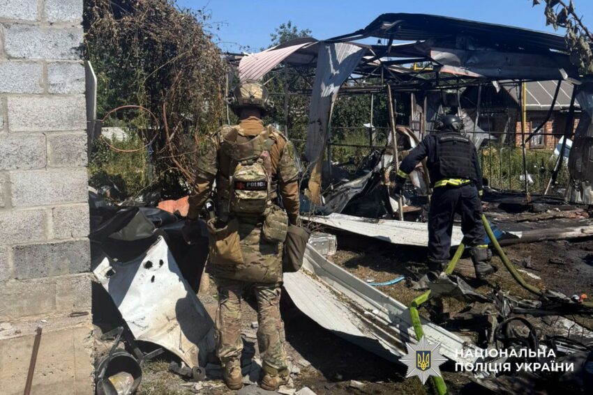 Окупанти вбили та поранили цивільних: ворог обстріляв 16 населених пунктів Донеччини (фото)