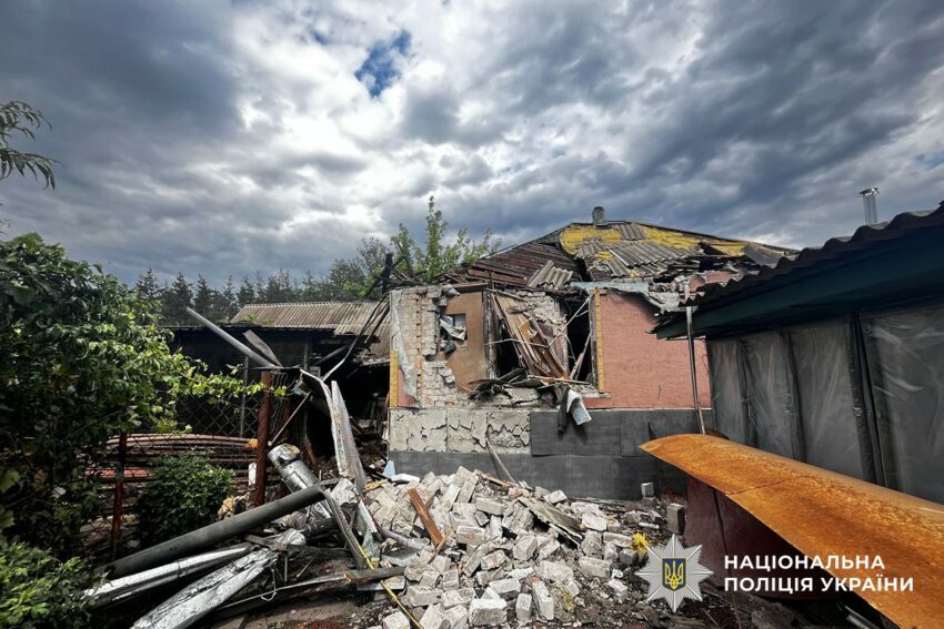 Окупанти атакували 10 населених пунктів Донеччини: є загиблі та поранені (фото)