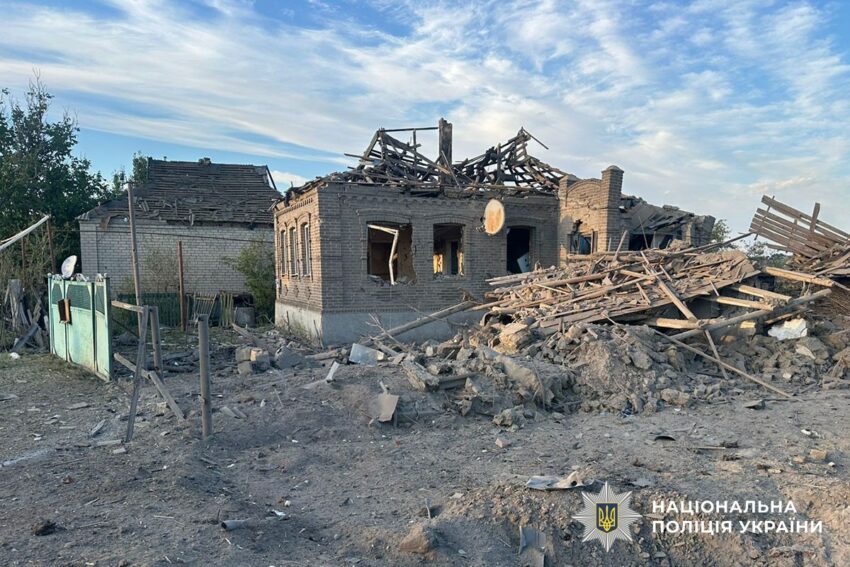 Вбили та поранили мирних жителів: окупанти атакували Донеччину (фото)