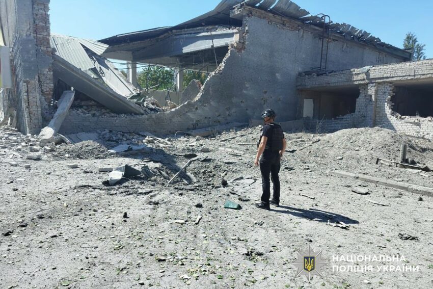 Вбили та поранили мирних жителів: окупанти атакували Донеччину (фото)