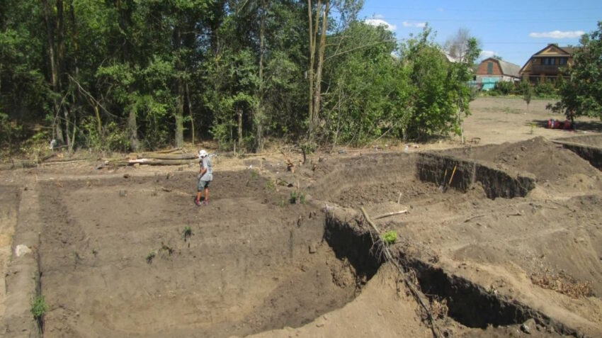 Під Маріуполем окупанти знищують археологічну пам’ятку (фото)