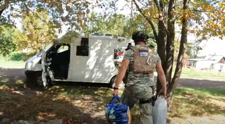 «Ланцет» вибухнув за кілька метрів, коли «Білі янголи» рятували людей (відео)